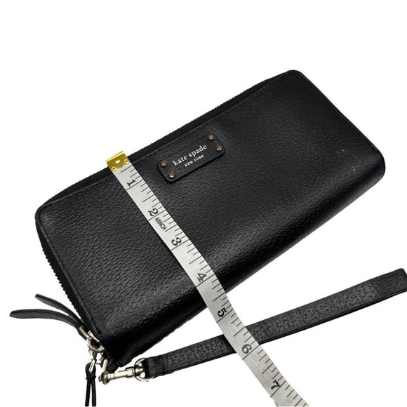 KATE SPADE New York Black Wallet - Picture 10 of 10